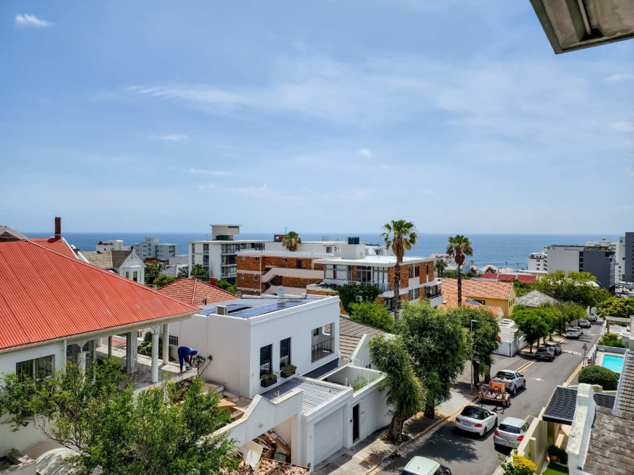 1 Bedroom Property for Sale in Sea Point Western Cape